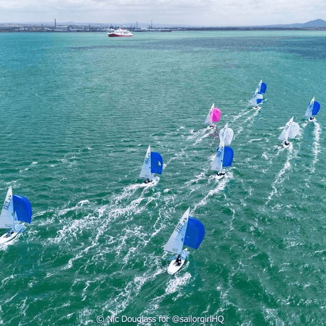 Eyes on Australia as the NSW States hit the start line today 👀 

Heading out of Gosford Sailing Club it's a healthy start list of 2️⃣6️⃣ boats vying for the title in the beautiful Brisbane waters this weekend. 

Any guesses who will walk with the 👑?

📷 Nic Douglass