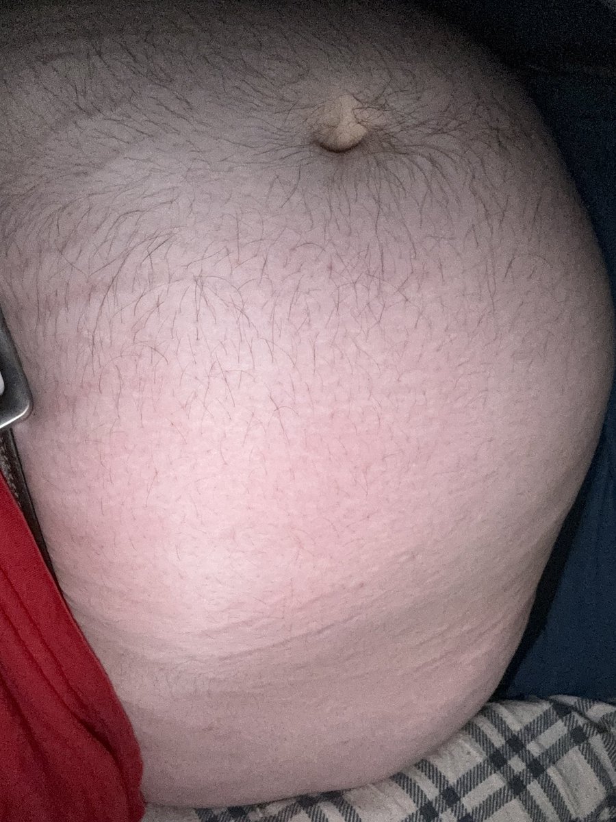 This dude doesn’t know when to stop. Even when I tell him to stop inflating, he dials it up twice as fast. I think he’s gonna blow… <a href="/Balloomb_/">Balloomb</a> 3…2…1…