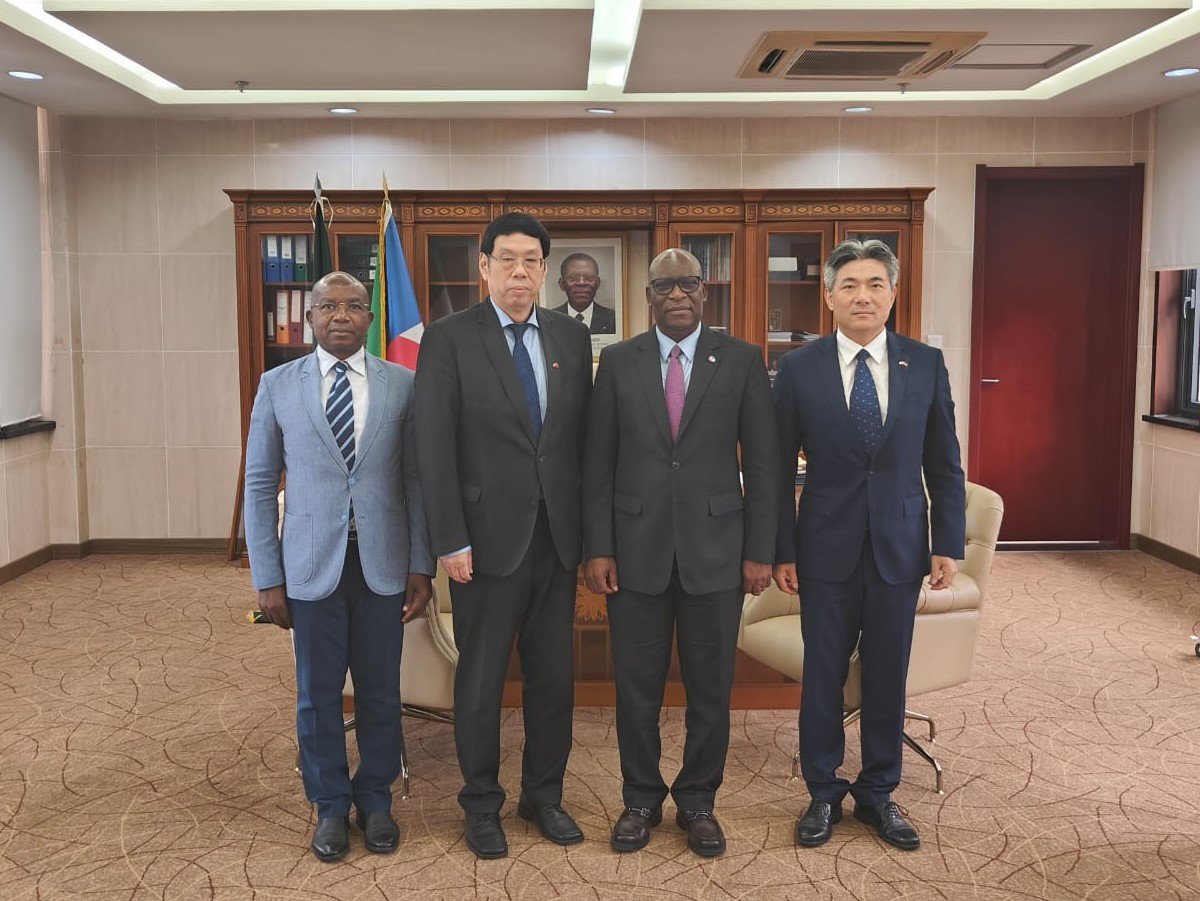 Embajada de China Malabo tweet media