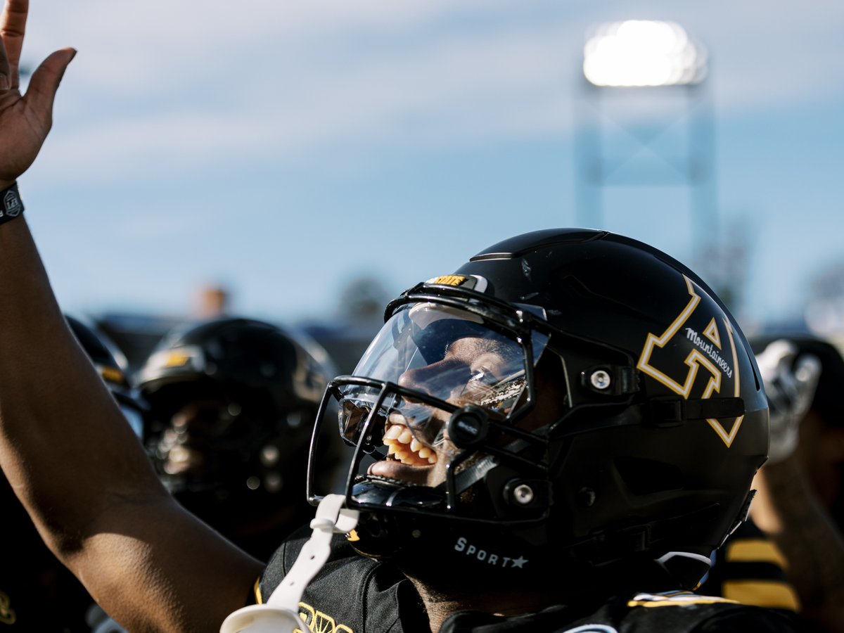 JLab Birmingham Bowl tweet media