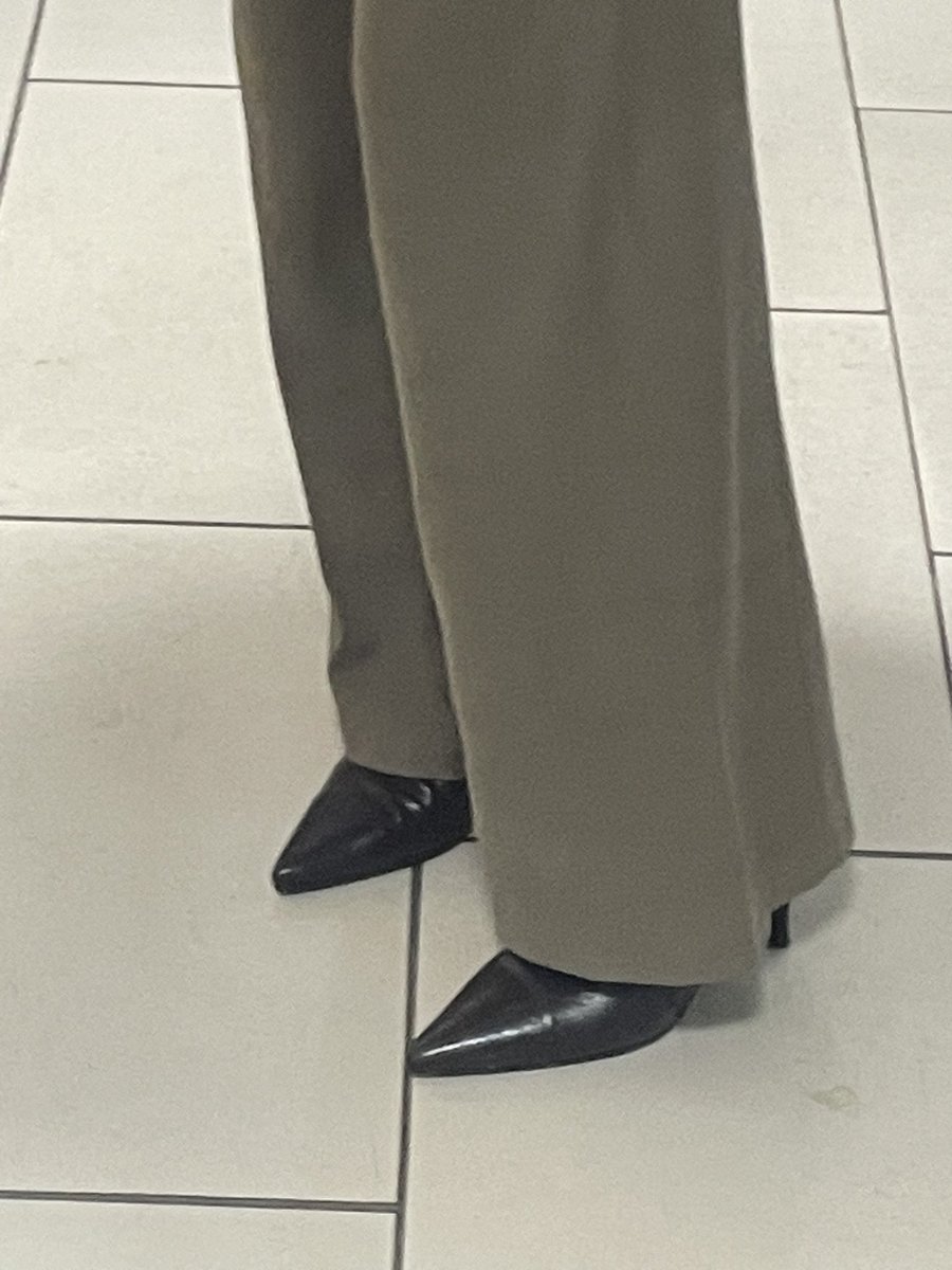 KADIN KADIN KADIN….
(bu kullanıcı su an disil hissedior🥰)