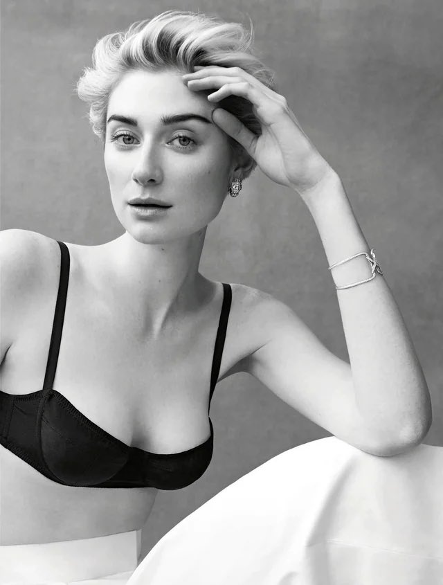 LeConcirge1's tweet photo. Elizabeth Debicki (Night Manger) https://t.co/iTf6qiPYQk