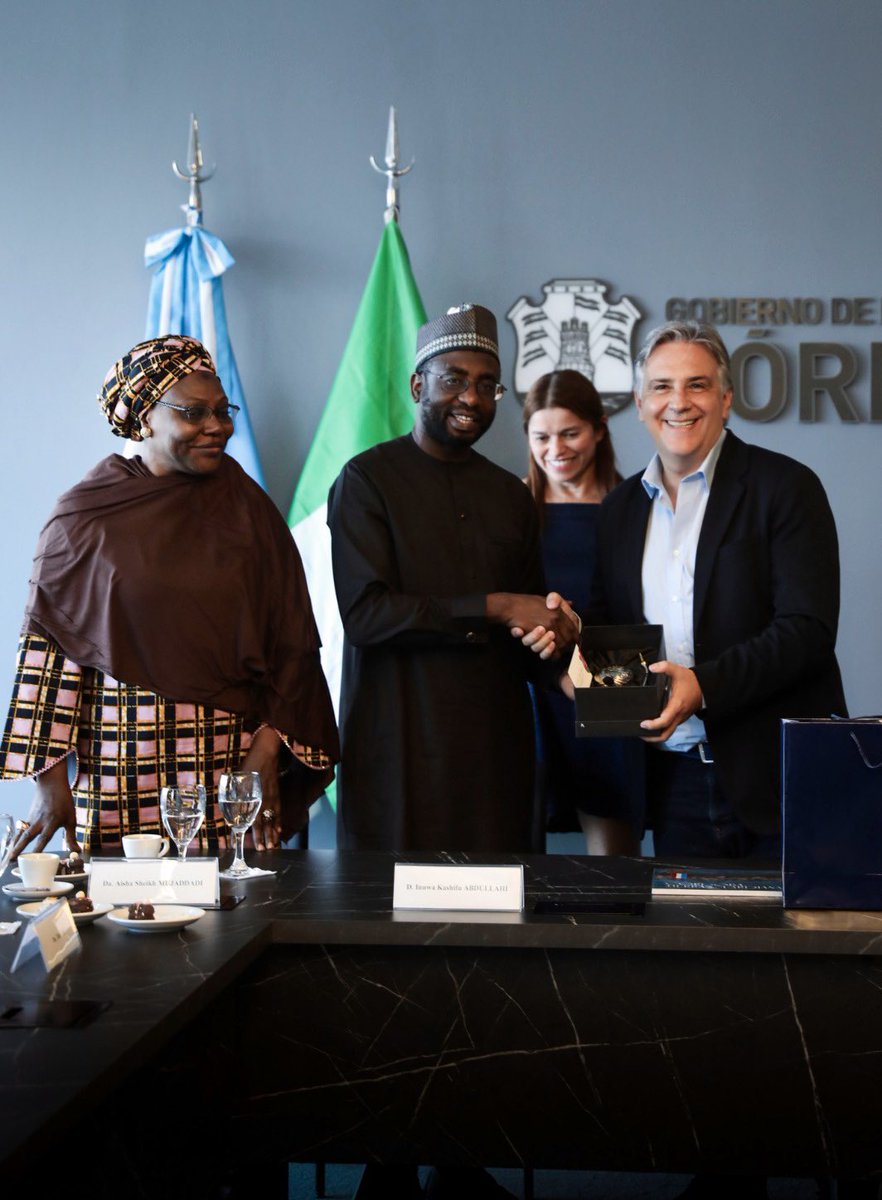 Martín Llaryora tweet media