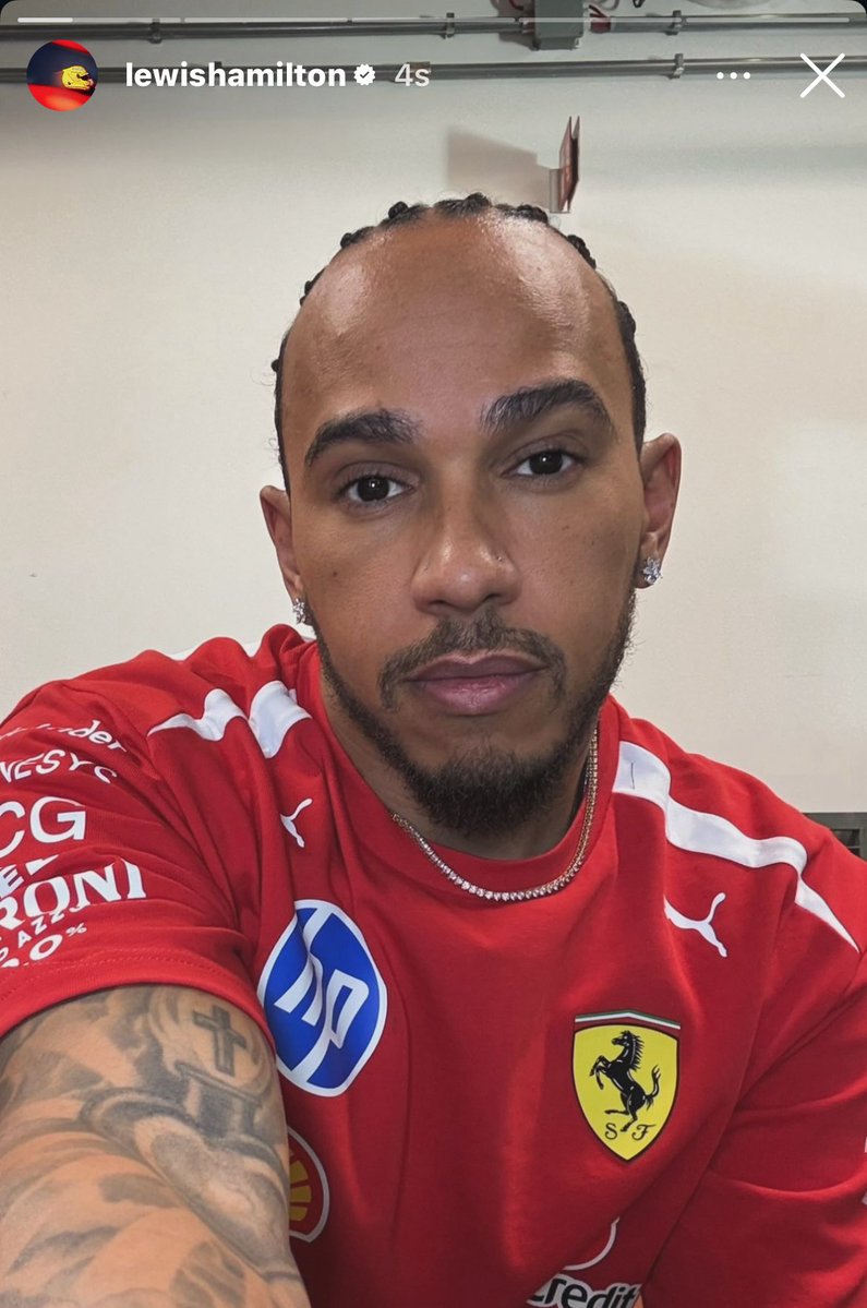 Tamamdir clean girl
Tamamdir sleek bun
Tamamdir %100 polyester kazak