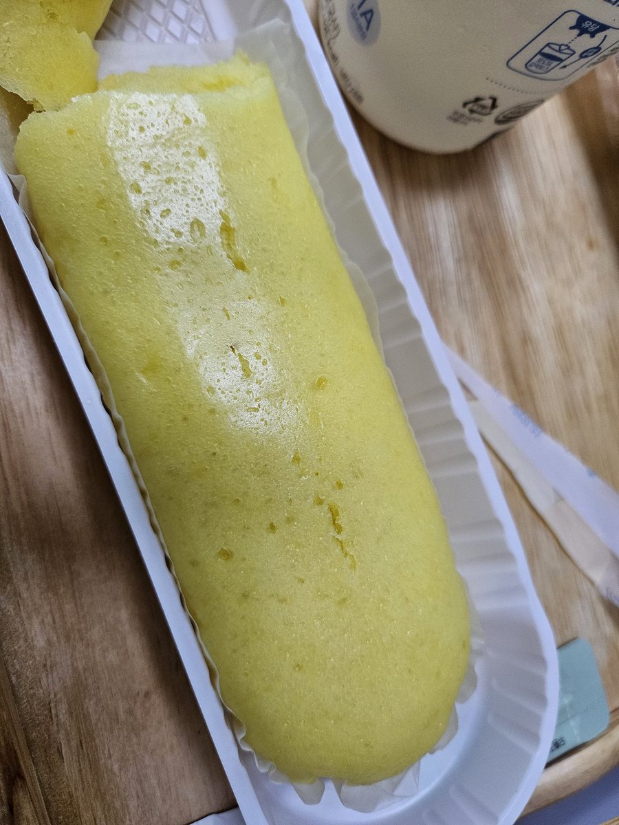 아이키 픽 도도한나초 사워크림 옥수수 빵 맛있음😋