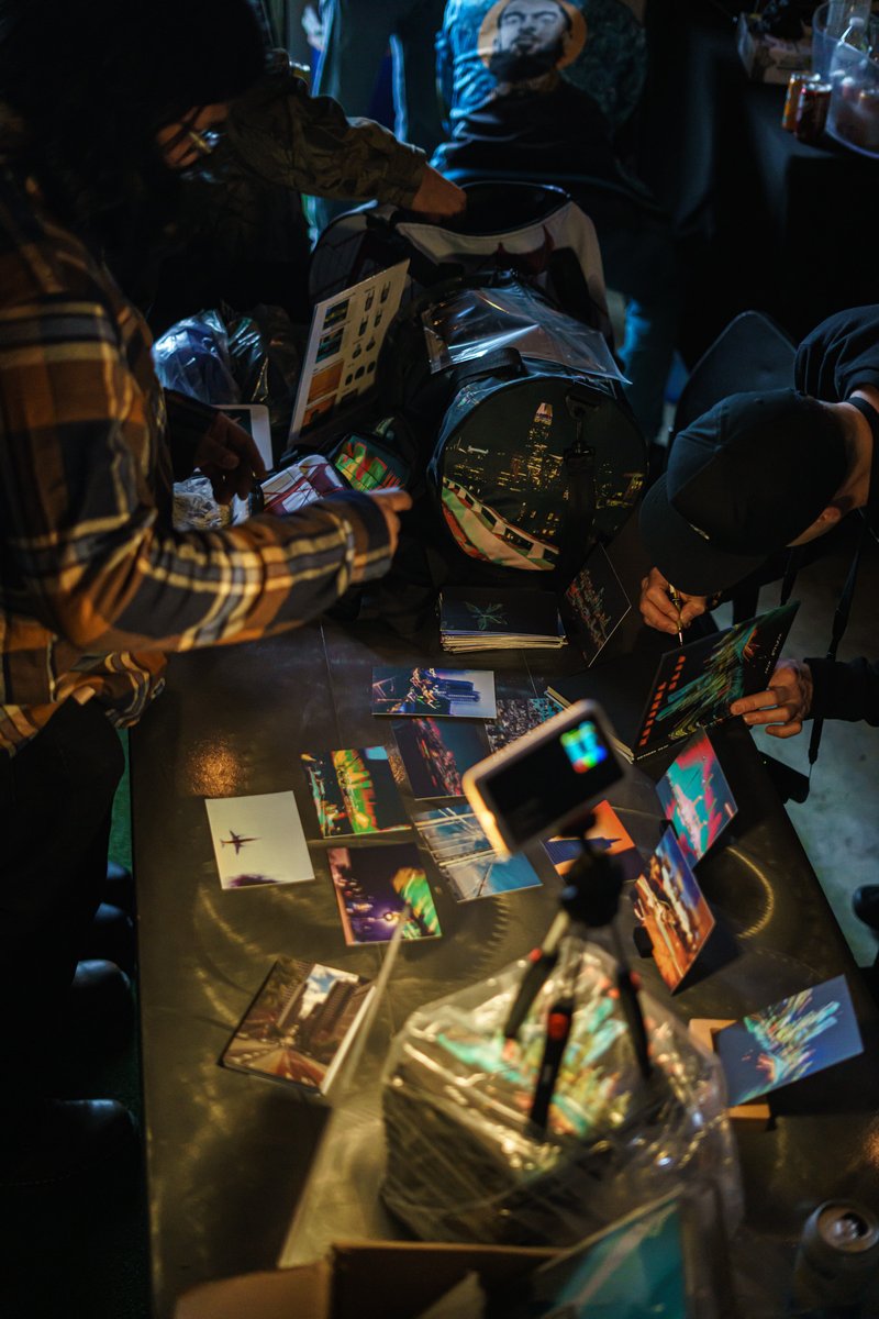 AdamStanzak's tweet photo. It's been 2 weeks since LA's Retinal Slip release party 🎉 Appreciate everyone that came through to collect a  book, as well as everyone that was there in spirit celebrating the project 🙌 More book orders going out soon, thank you all for making this milestone  extraordinary 💫 https://t.co/XiJ9zI1mdu