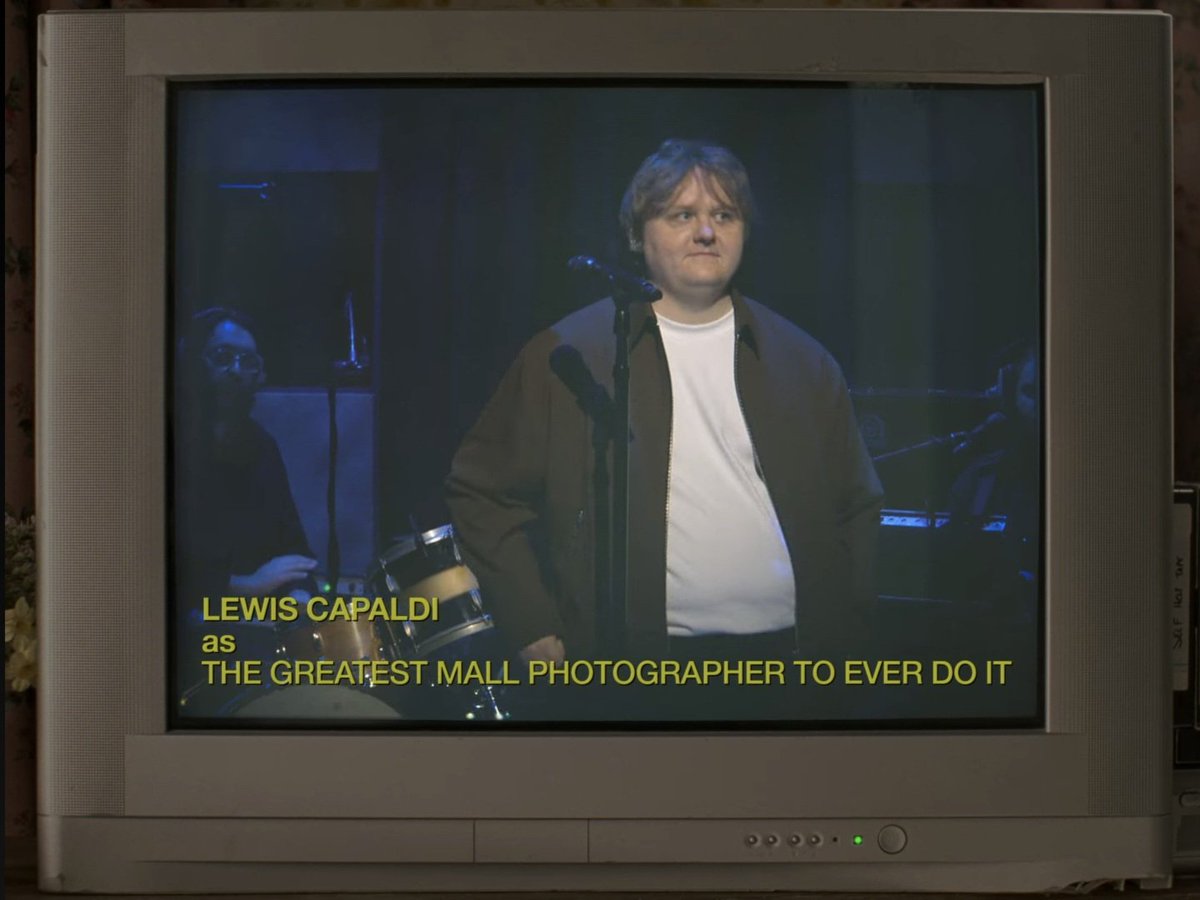 Bee 🐝 tweet media