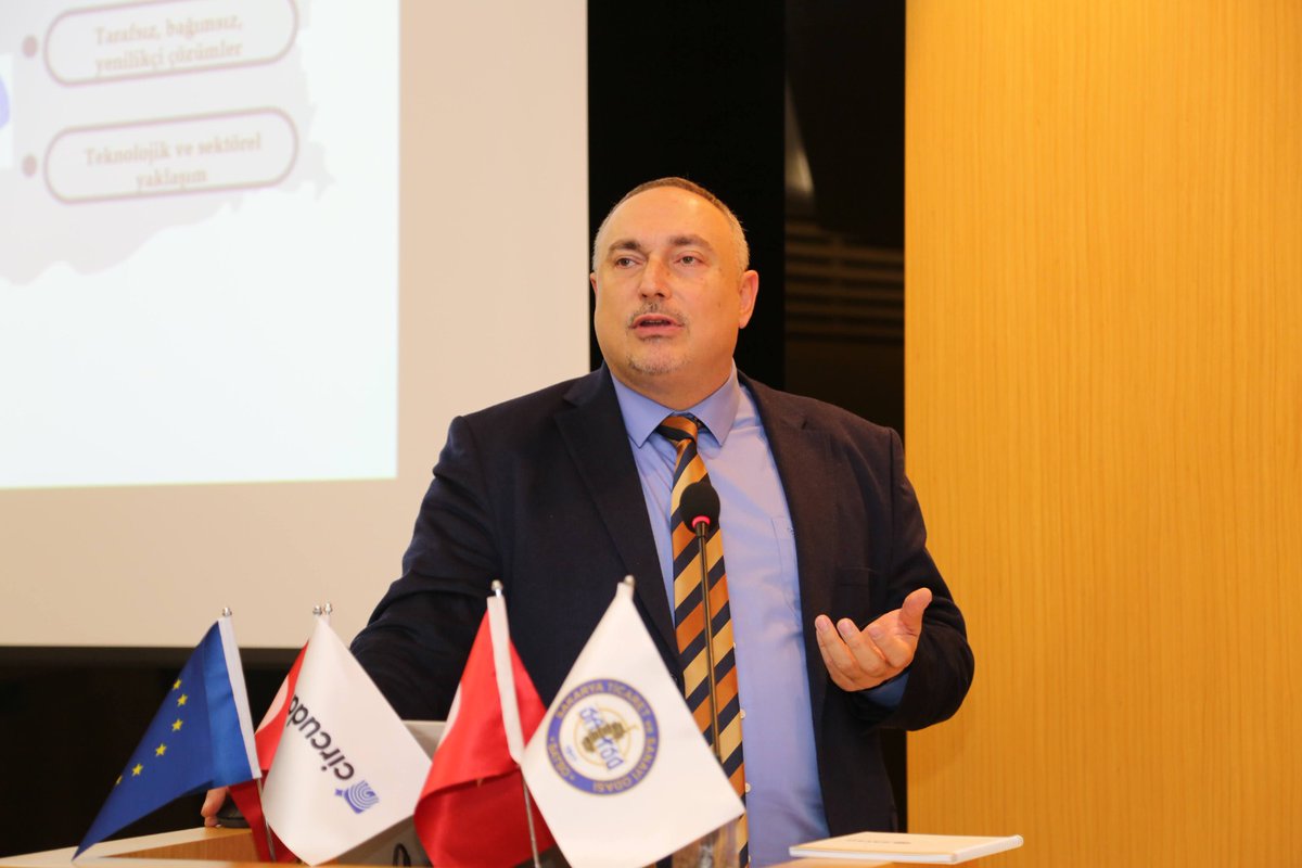 circudata's tweet photo. Sakarya Ticaret Odası ev sahipliğinde,
“Sanayide Yeni Dönem: Dijital Ürün Pasaportu ve Uygulamaları” başlıklı seminerimizi başarıyla gerçekleştirdik. https://t.co/QCdqjqxFXV