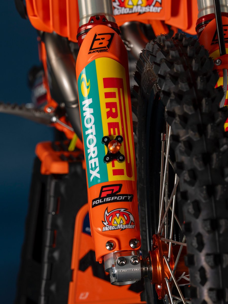 Pirelli MX tweet media