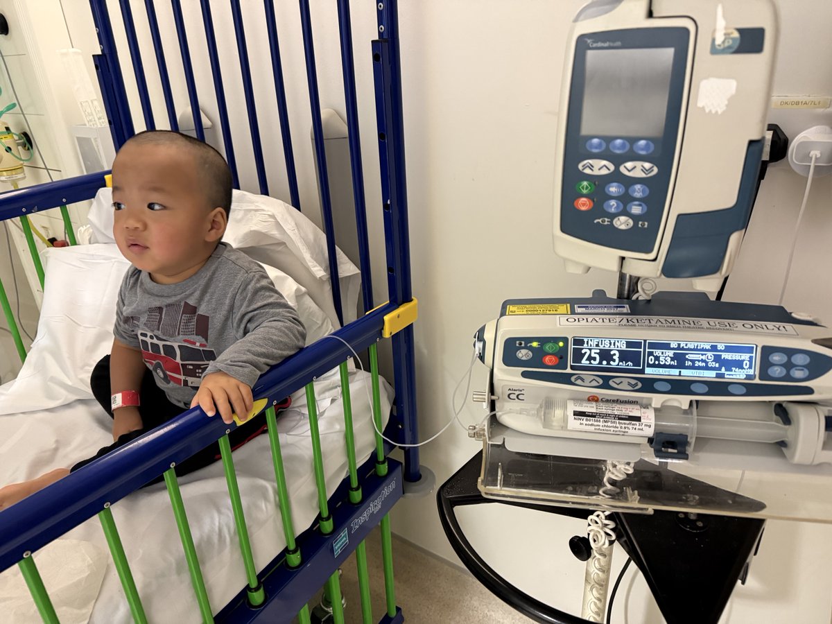 RikDaddy's tweet photo. One year ago we shaved Ollieโs head to prepare him for the chemotherapy he needed to start his gene therapy stem cell transplant. #MPSII #ManchesterStrong #unbreakable https://t.co/sp1o5GVCGT