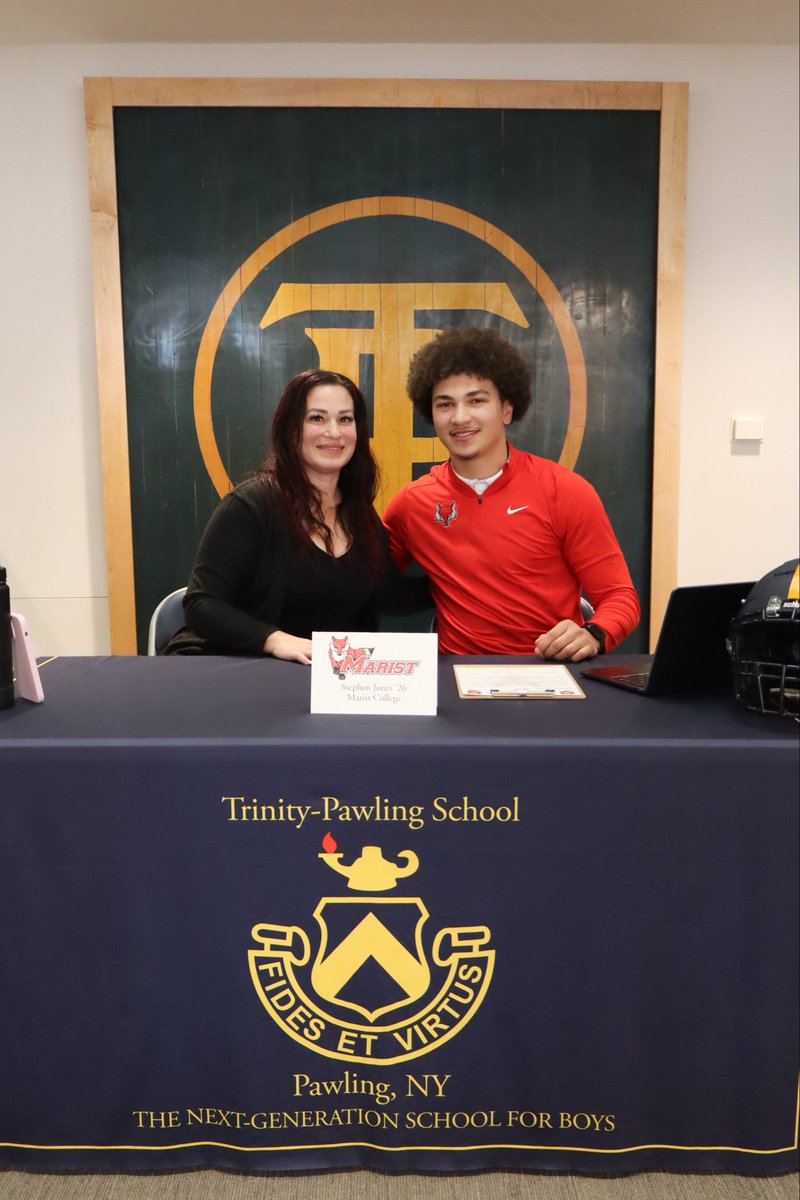 Stephen Jones tweet media