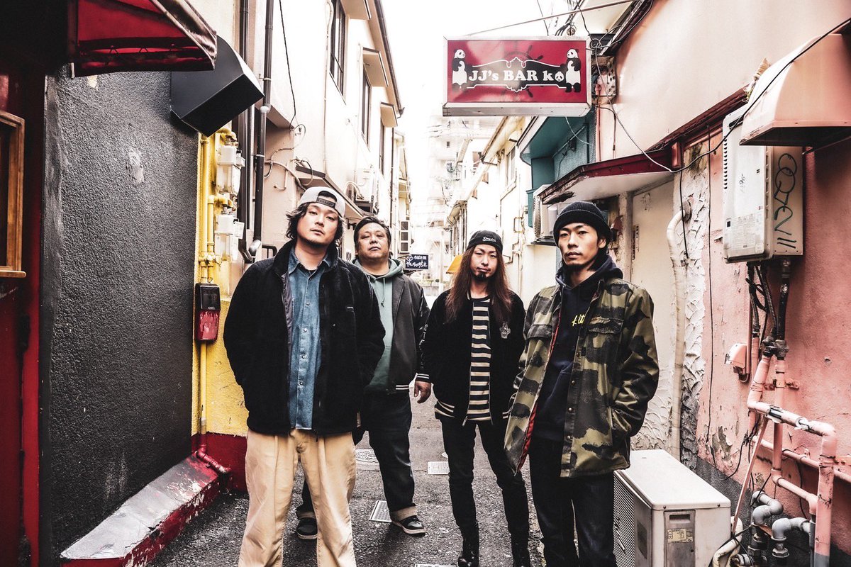 punkloid's tweet photo. 長崎発!メロディックパンク・バンド”CODE AXE”、「BAD NEWS」のMV公開!
https://t.co/qY55BIljBf
#CODEAXE https://t.co/ElOJ3FqZUS