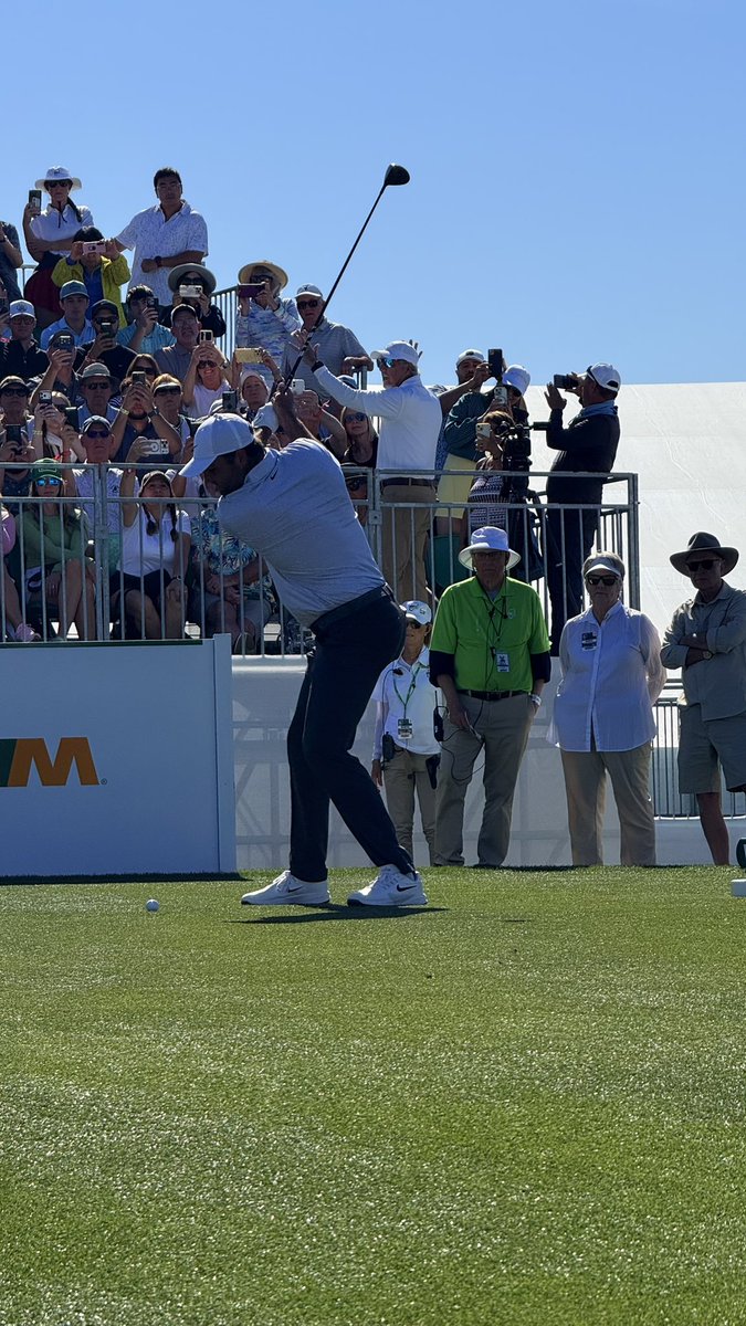 GOLF.com tweet media