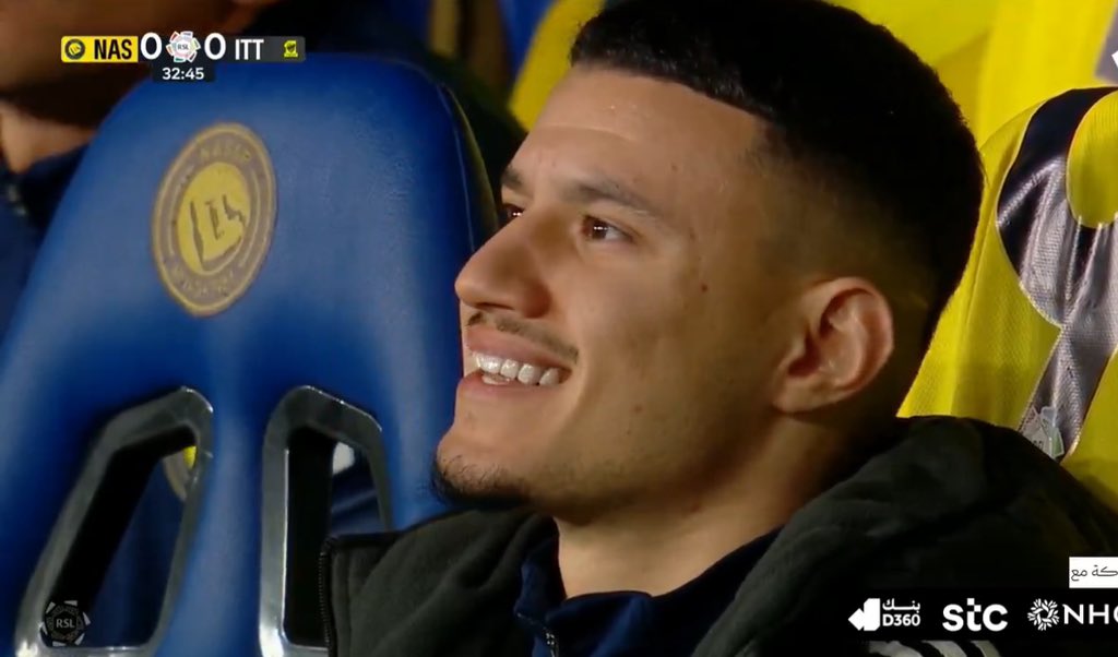 M E Hً ! tweet media