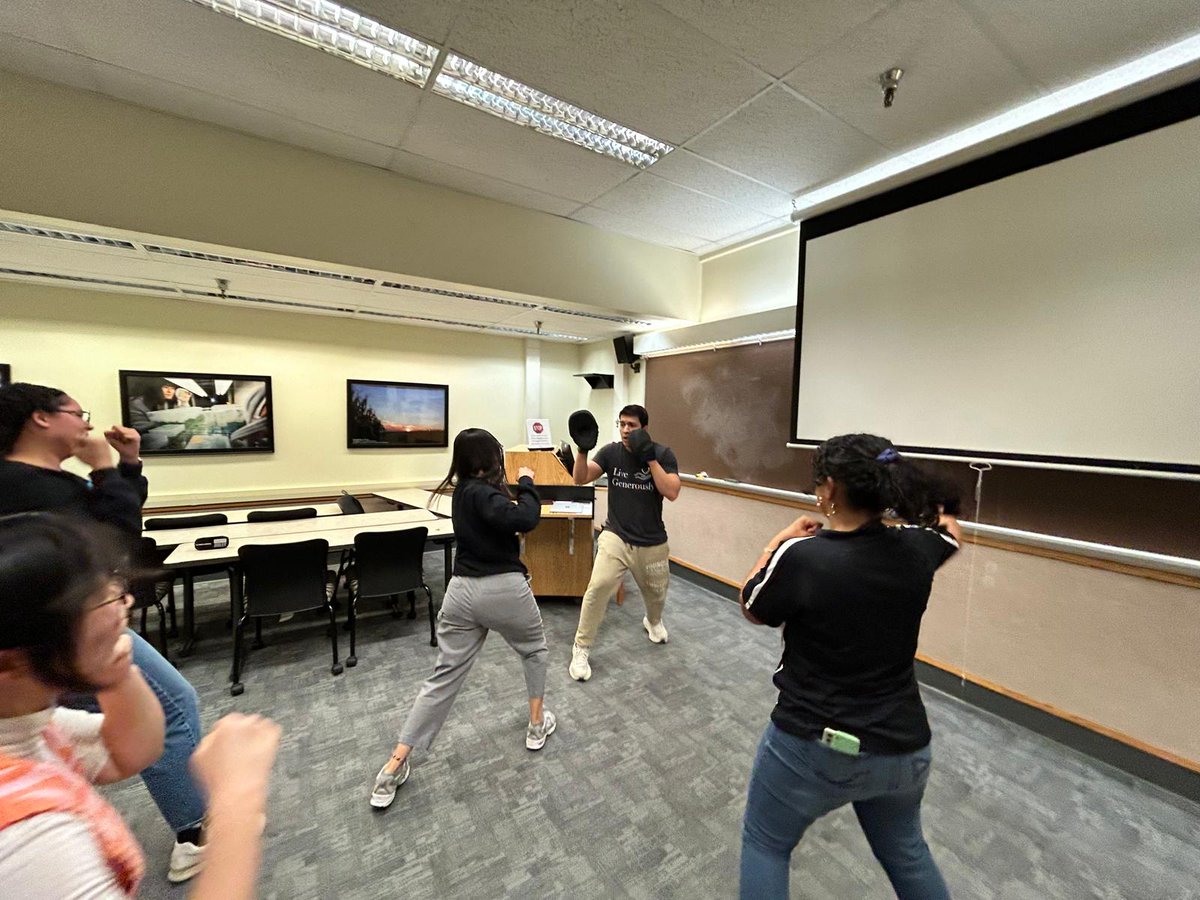 PurdueAgroeco's tweet photo. We took a break from research this week with a fun and energetic boxing class led by Galo 🥊 Loved seeing so many people come out and join us for a much-needed midweek energy boost!! https://t.co/xb9OizlyhP
