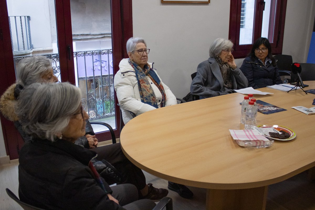 Mans Unides Vallesos tweet media