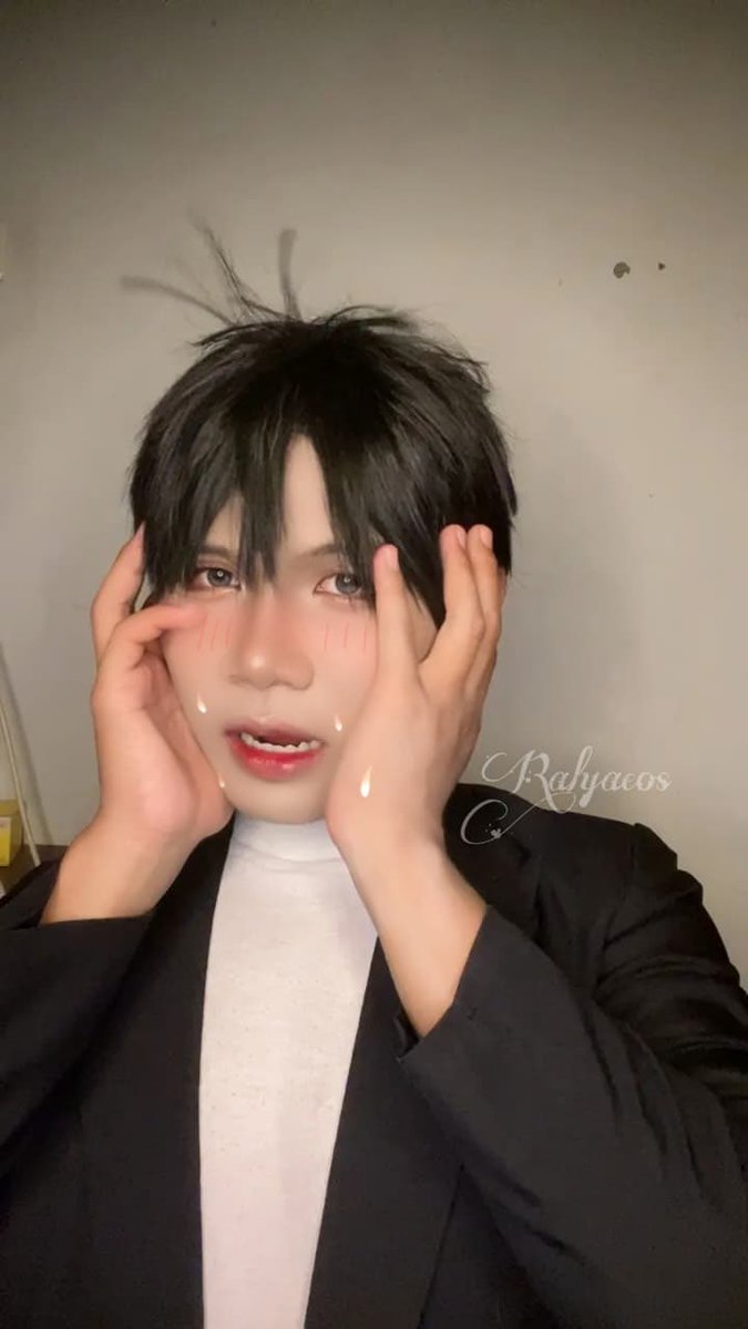 Ralya_cos's tweet photo. “Sometimes, I want to scream… but I have to stay professional.”

#hanmaru #specialcivilservant #cosplay #malewife #cosplaying https://t.co/wHQ9lBwuAG