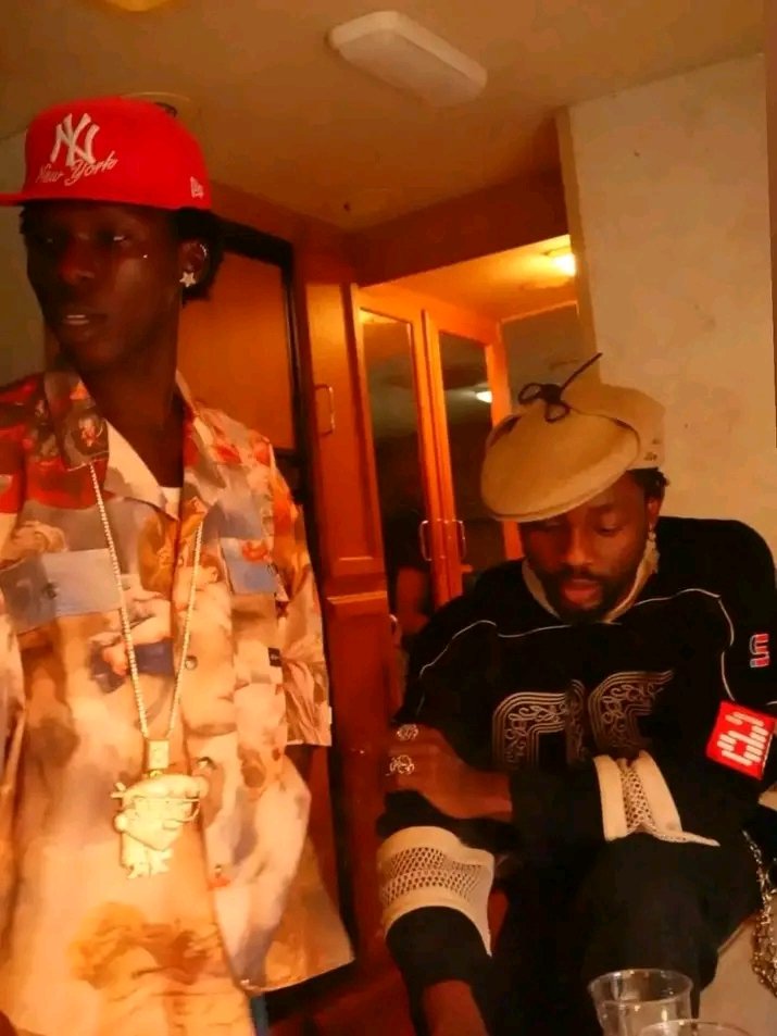 realayofsv's tweet image. This picture will reach 1k likes before February 14