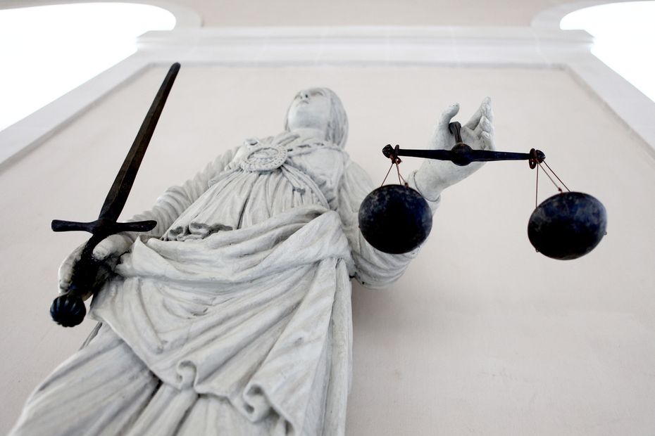 Suspecté de travailler pour un réseau de prostitution sud-américain, l'homme de main jugé pour proxénétisme dlvr.it/TQpN79