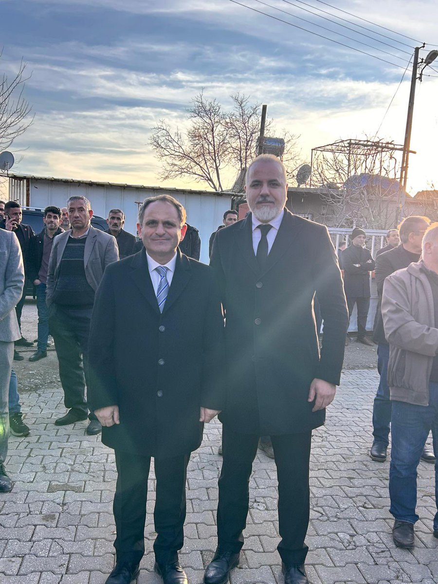 Depremin yıldönümünde gerçekleştirilen anma programlarına katılmak üzere memleketimize gelip, dayanışma duygularını bizlere ileten CHP Genel Başkanı Sayın Özgür Özel’e , birlikte İl Başkamlığı yaptığımız Denizli Büyükşehir Belediye Başkanı kıymetli dostum Av.Bülent Nuri Çavuşoğlu