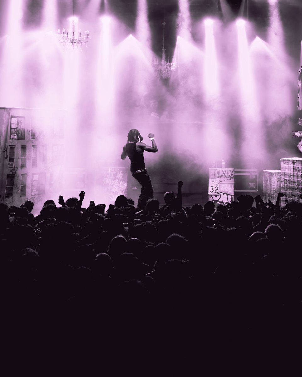 JaySoCold tweet media