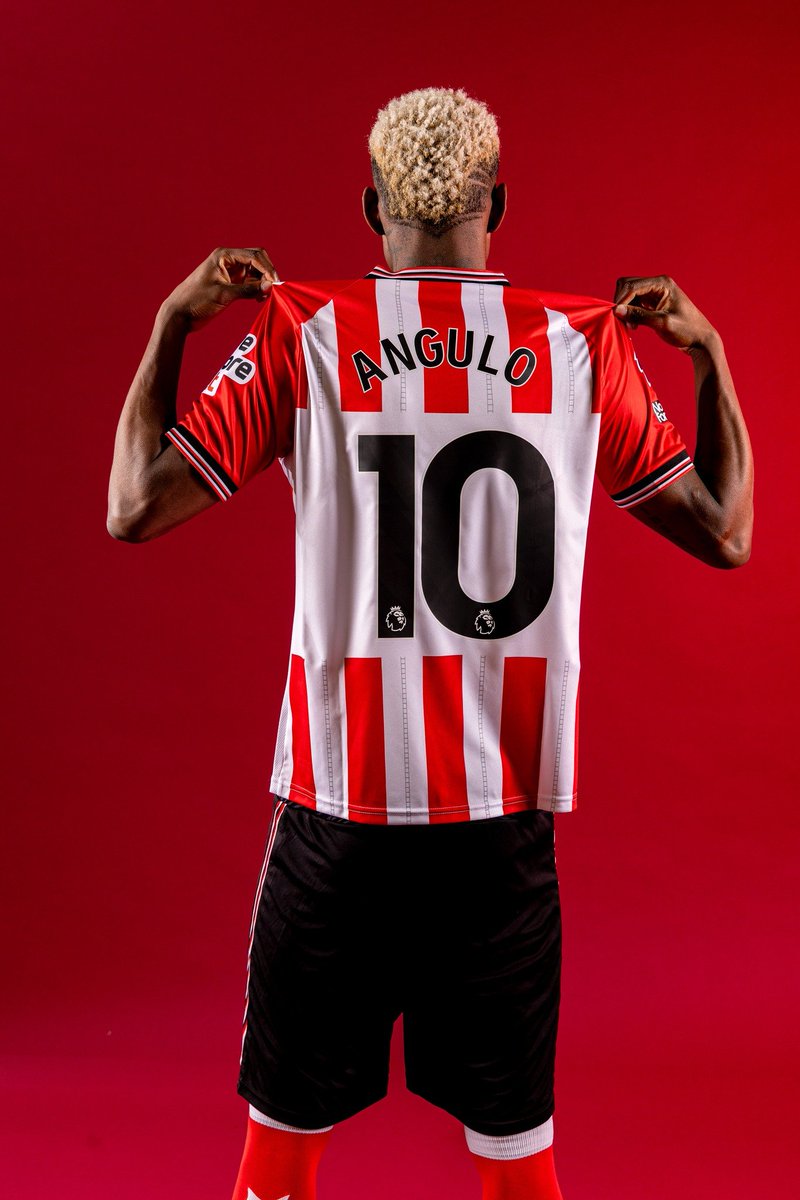 NILSON ANGULO:

"I've watched loads of videos and I've seen how amazing the fans are. The way they live and feel football here is special, and for a player like me, its really amazing because they motivate you to never stop trying and I hope to make them really happy".