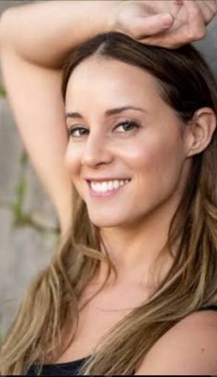 Camila Vallejo sin tus impuestos , mara Sedini sin tus impuestos? Hasta en esto pierden zurdos culiaos jajaja.
"Natalia Piergentili" Vallejos Hertz