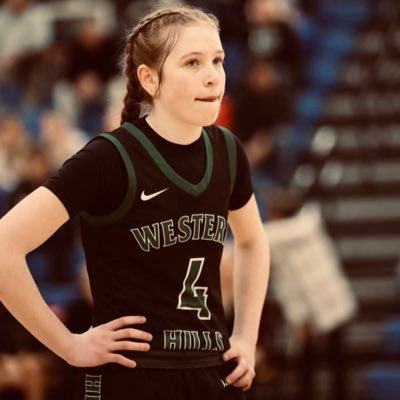 alyxwhite_'s tweet photo. 💎𝗠𝗜𝗟𝗘𝗦𝗧𝗢𝗡𝗘 𝗔𝗟𝗘𝗥𝗧💎

Sakota Wilder (@kotawilder)
Western Hills HS | PG | Class of 2026

Wilder scored 18 points &amp; surpassed 𝟭𝟬𝟬𝟬 𝗖𝗔𝗥𝗘𝗘𝗥 𝗣𝗢𝗜𝗡𝗧𝗦 in a win over Frankfort🌟

@riseupsports1 | @janadhughes https://t.co/i0P2qrQZDh