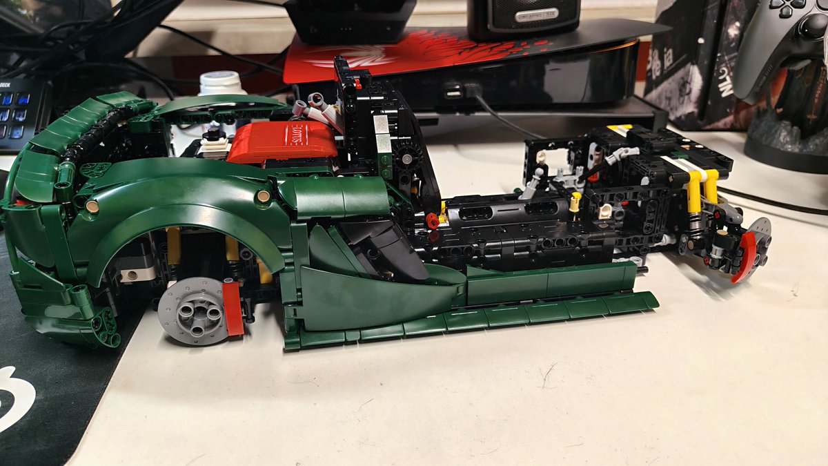 Konrado 🏎️🎮⚽️ tweet media