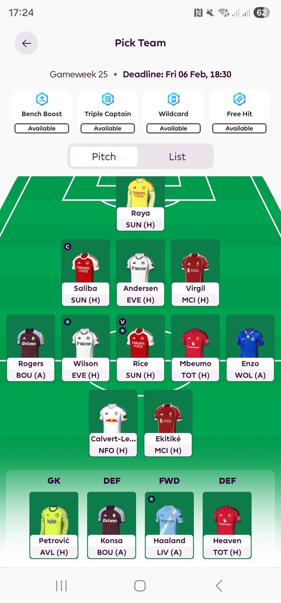 Matt04221091's tweet photo. Who should i captain from this team? #FPL
#FPLCommunity https://t.co/7efkHKkVZe