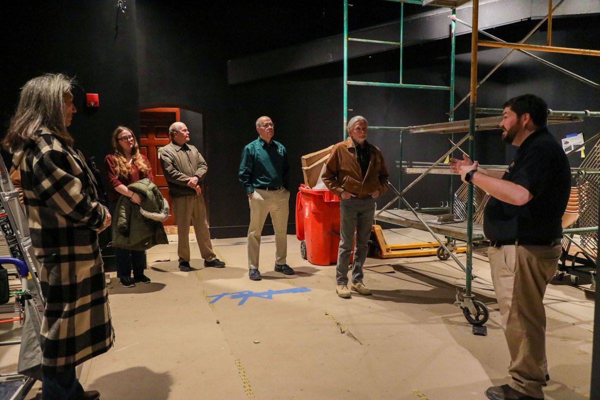 SarHeadquarters's tweet photo. Photos from last night’s Selections from the Collection: Colonial Cooking event at the SAR Genealogical Research Library & HQ! 🍽️📜
Thanks to everyone who joined us in person and virtually!
#SAR #SAR250 #Selectionsfromthecollection #SARCollections https://t.co/Pvbl0VuIlN