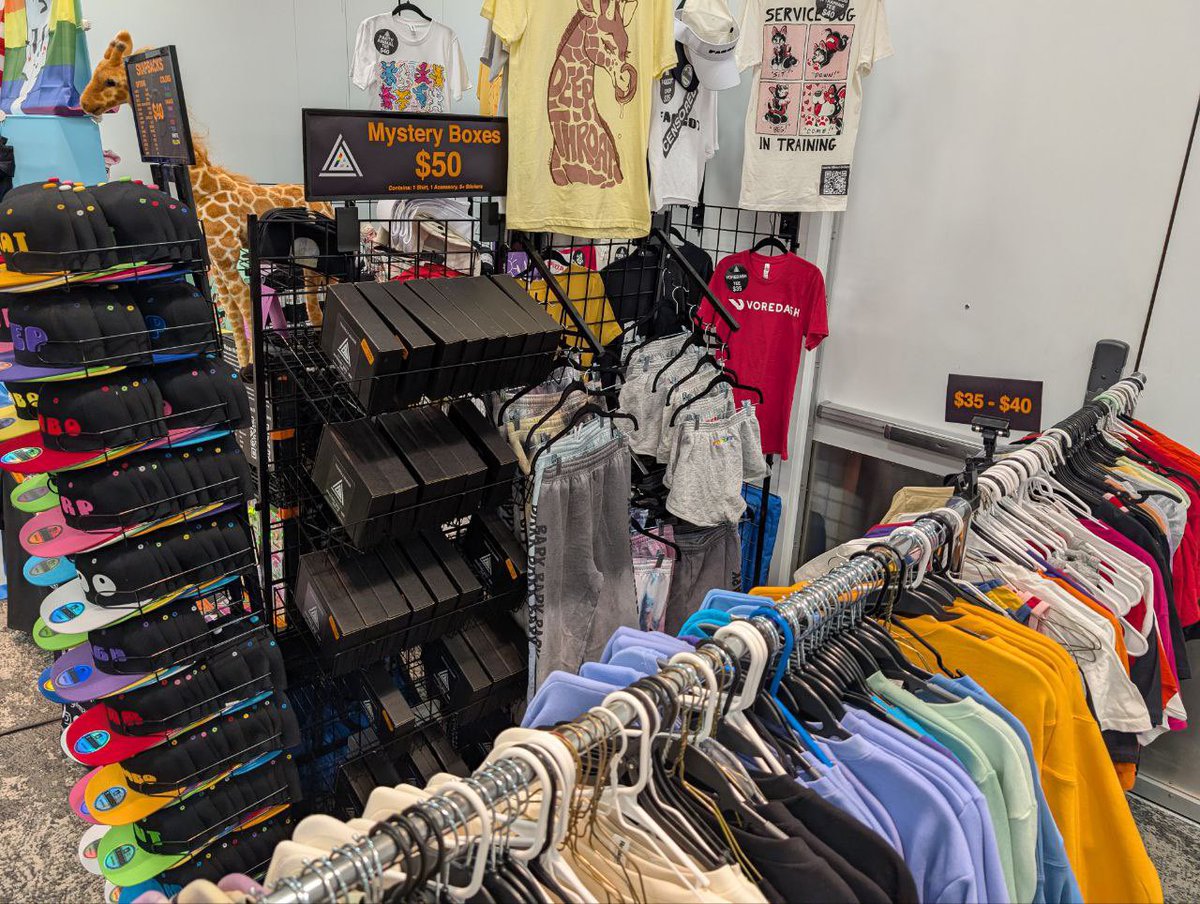 Triangle Manor 🔜NYFB🔜ANE🔜F2🔜NFC tweet media