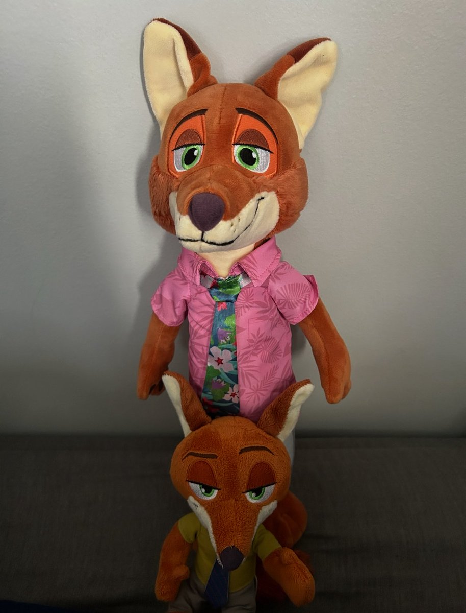 GooseFoxxo 🐾 tweet media