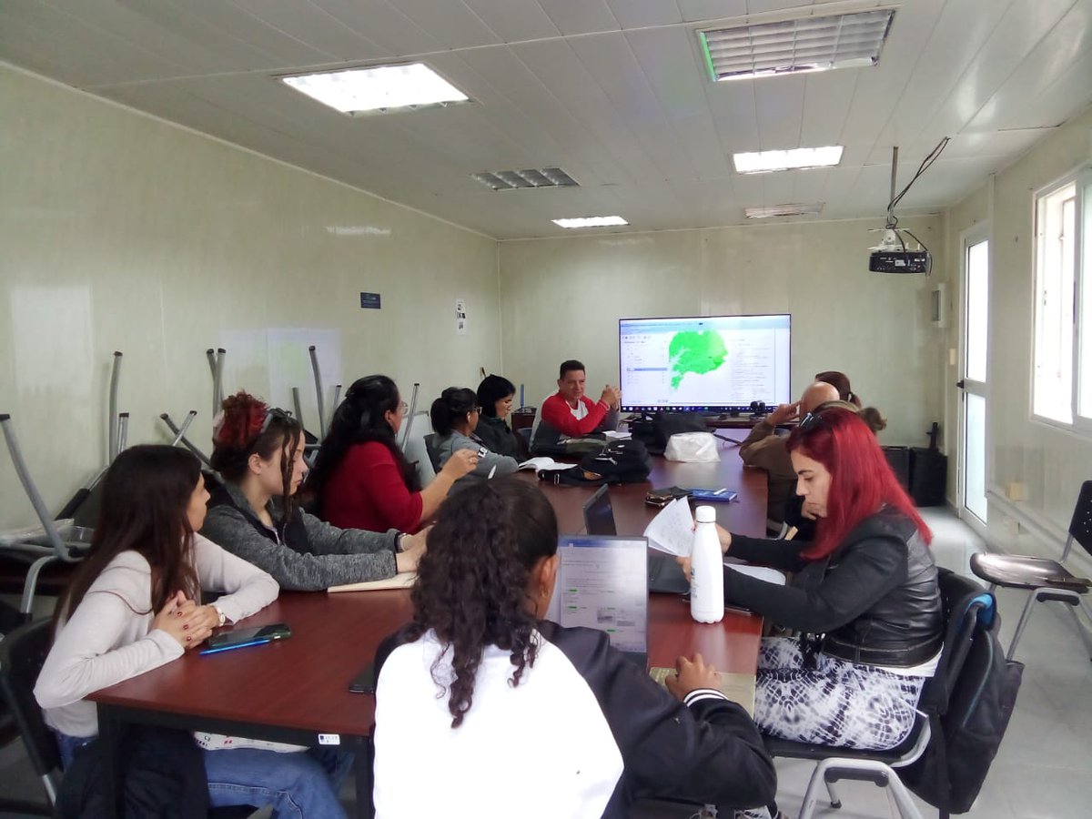#CEAC 🇨🇺desarrolló un taller para fortalecer las capacidades del Servicio Estatal de #OrdenamientoAmbiental en el diagnóstico de la cuenca del río #Damují. La actualización de métodos y criterios técnicos impulsa una propuesta de ordenamiento ambiental más precisa. #Cienfuegos
