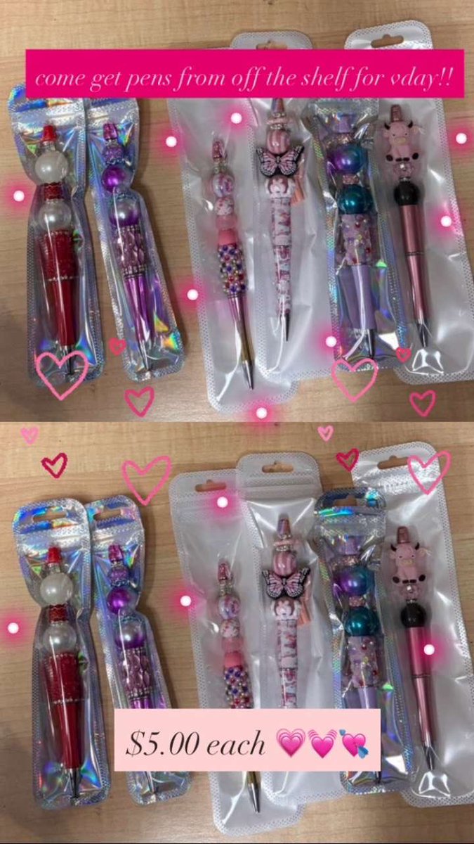 BookstoreFhs's tweet photo. In need of a last minute Valentine gift for a special person?! Stop by Off the shelf we have the cutest pens for only $5💗 ( All proceeds go towards Sparky’s Closet) #Gotheextra #OffTheShelf https://t.co/A5XSXTl9uK