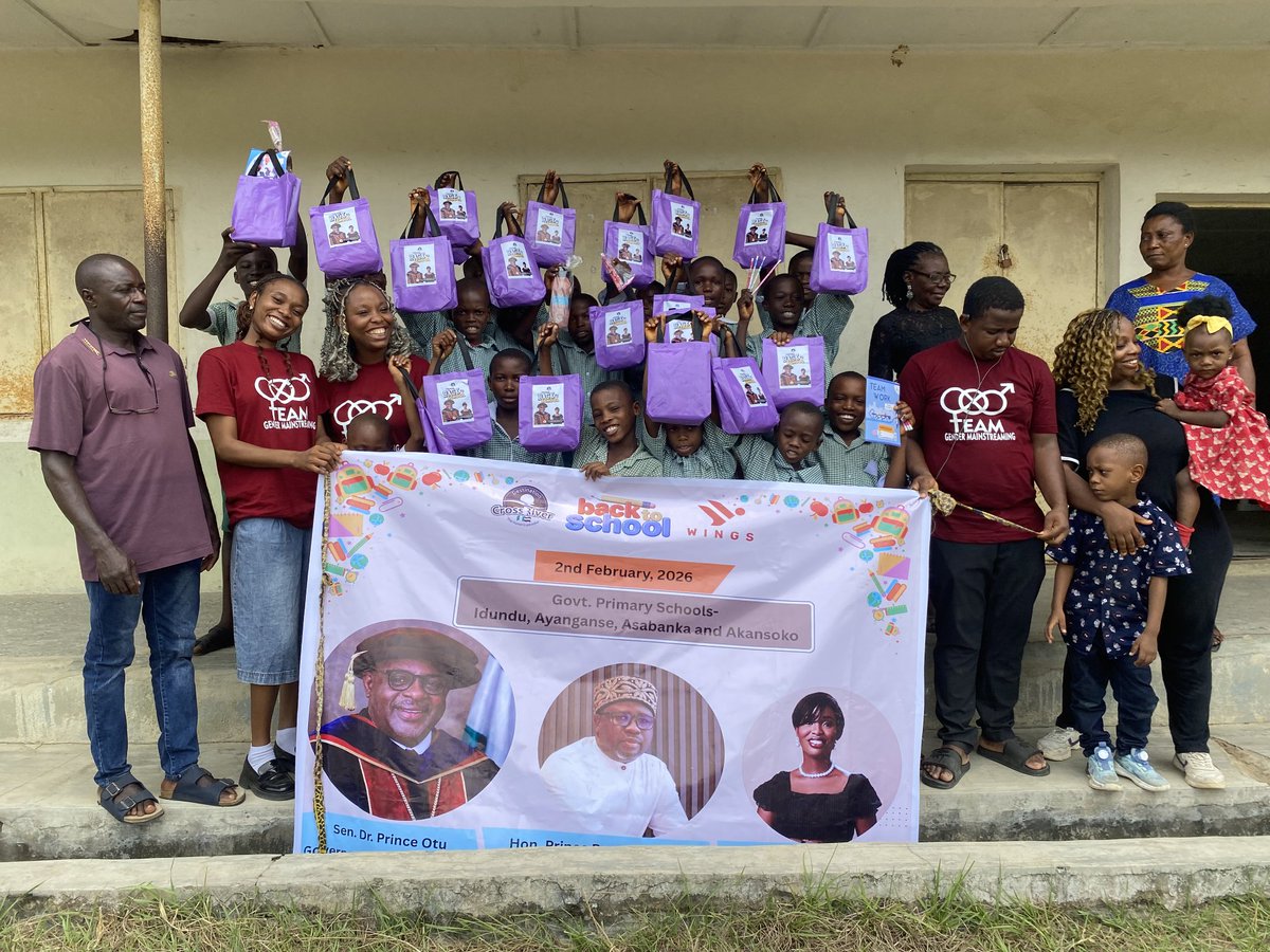 UtyBasseyDuke's tweet photo. Back to School Outreach at my Ward Idundu/Anyanganse, Akpabuyo LGA, to River State https://t.co/RP93K3WY1D