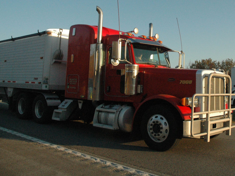 AJOT's tweet photo. ⚓ The FMC is investigating whether ocean carriers are restricting chassis choice—driving higher costs & delays for truckers and shippers. Public comments due March 27, 2026. 🚛
🔗 Read the full insight here: https://t.co/pwtzPKnnRn
#ShippingAct #Intermodal #Trucking #Ports https://t.co/3pbA5N3vIG