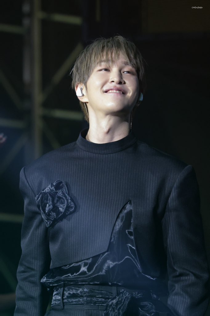 onew_candy's tweet photo. 260201 ONEW THE LIVE : PERCENT (%) Encore Day2

😬♣��� 

#ONEW #온유 
#ONEWTHELIVE 
#ONEW_THE_LIVE_PERCENT
#온유더라이브 #온유콘서트 https://t.co/4wAeKYm5sR