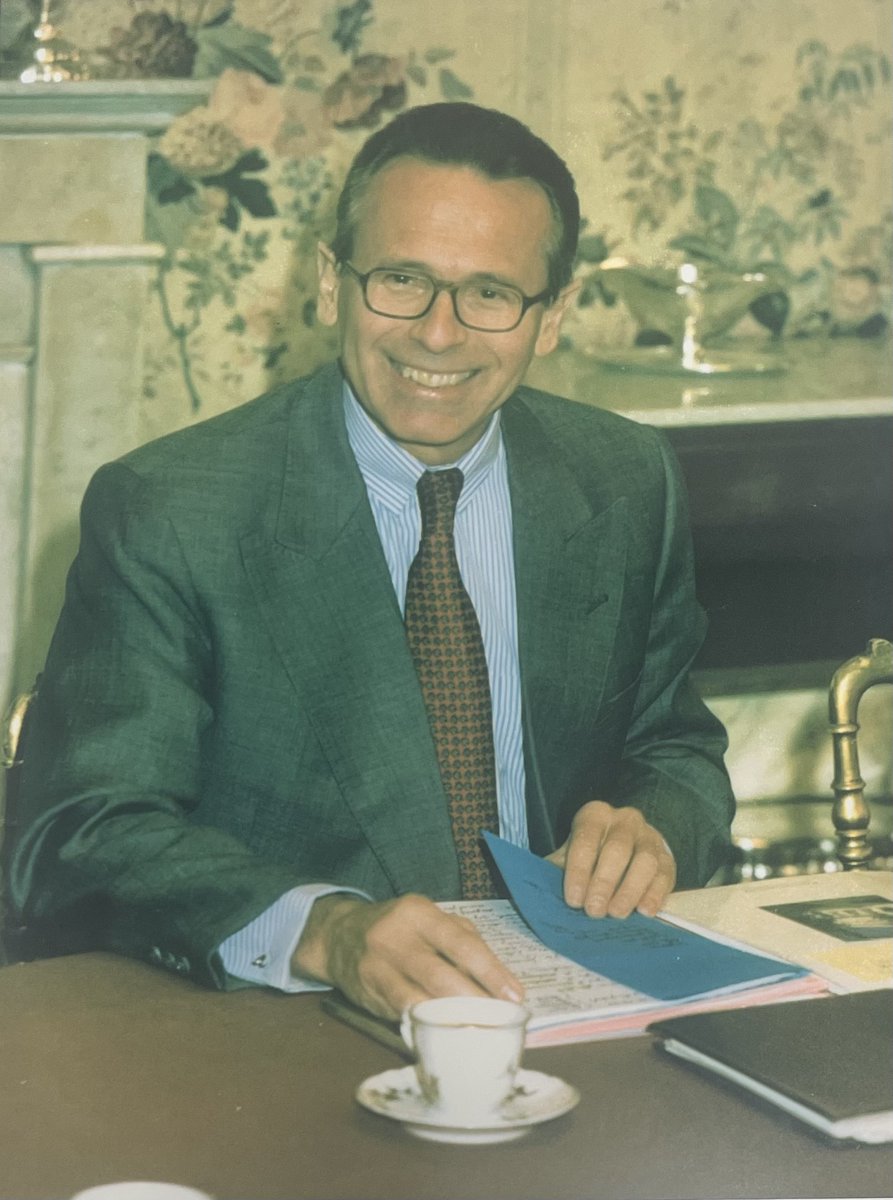 Image de Préfet de Corse préfet de Corse-du-Sud - A l'endroit même où Claude ERIGNAC était lâchement assassiné il y a 28  ans, nous avons honoré la mé