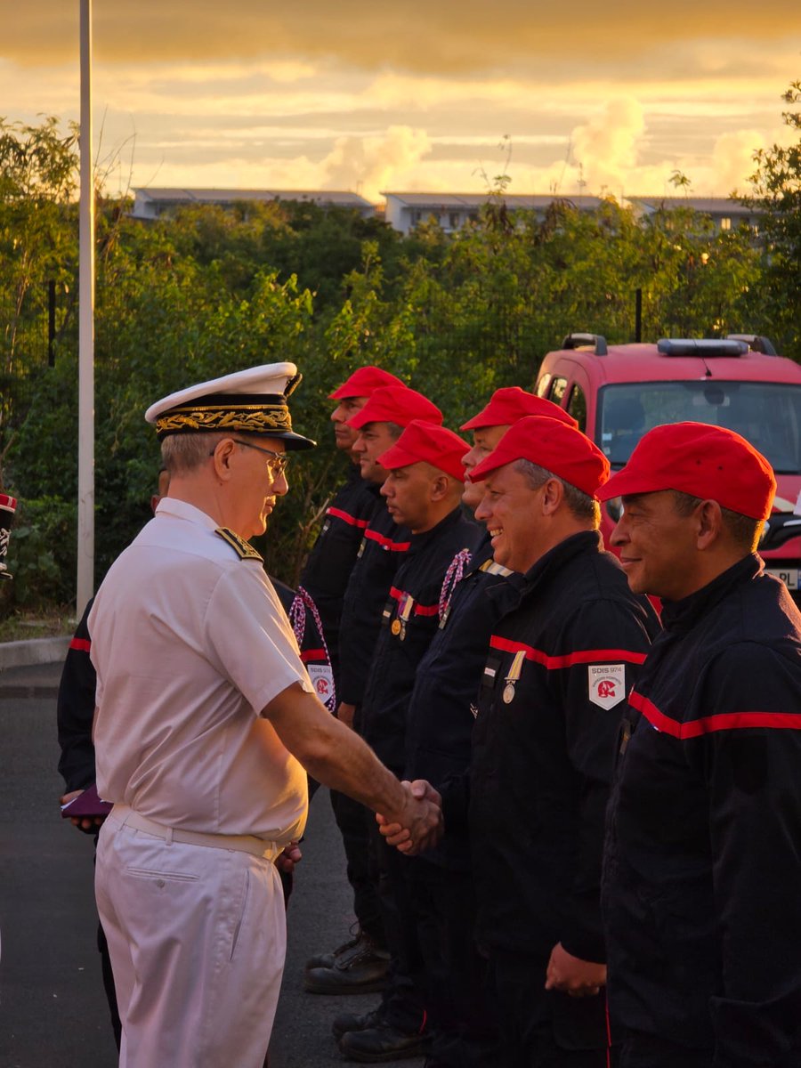 Image de Préfet de La Réunion - #Cérémonie | 21 nouveaux caporaux au SDIS de #LaRéunion
👏 Félicitations à ces nouveaux caporaux, pr