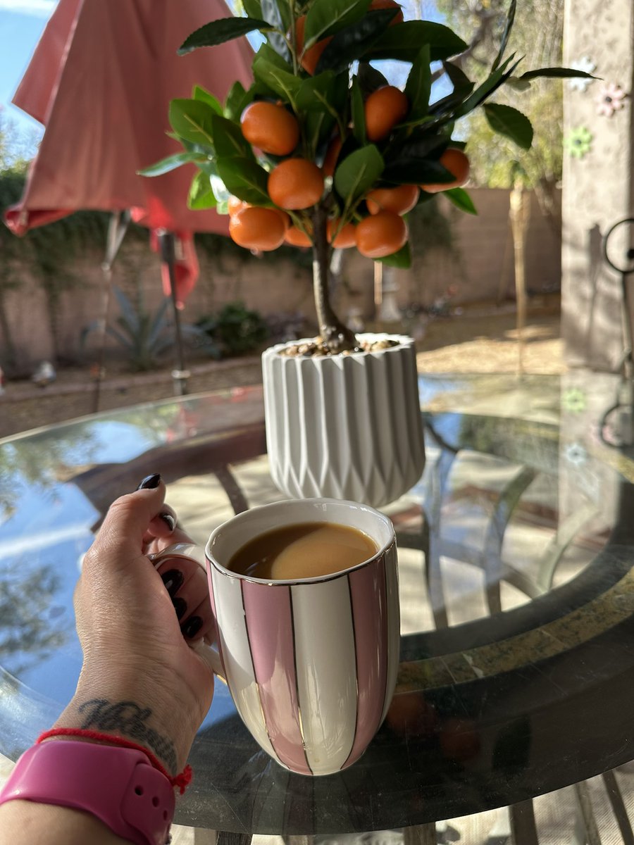 Bueeeenas, bueeeenas!! Ya es viernes, #kiagusto!!!