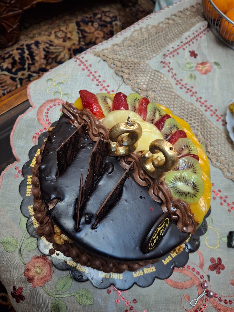 تورتة الطبقه اللي تحت المتوسطة 🎂🎉