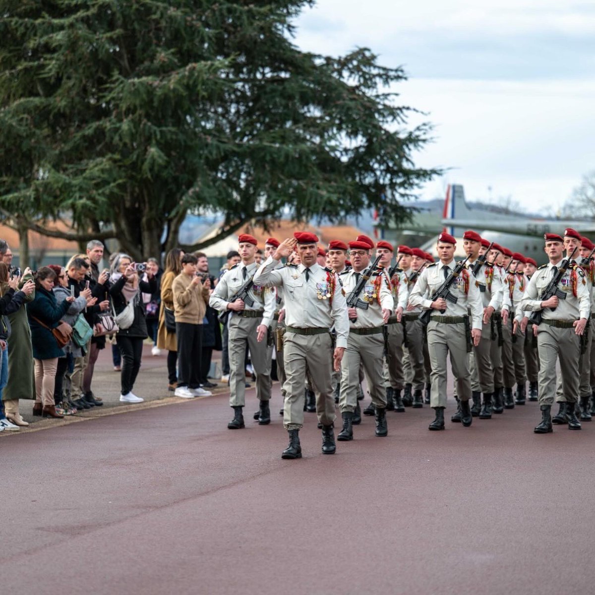 Chef de corps du 1er RCP tweet media