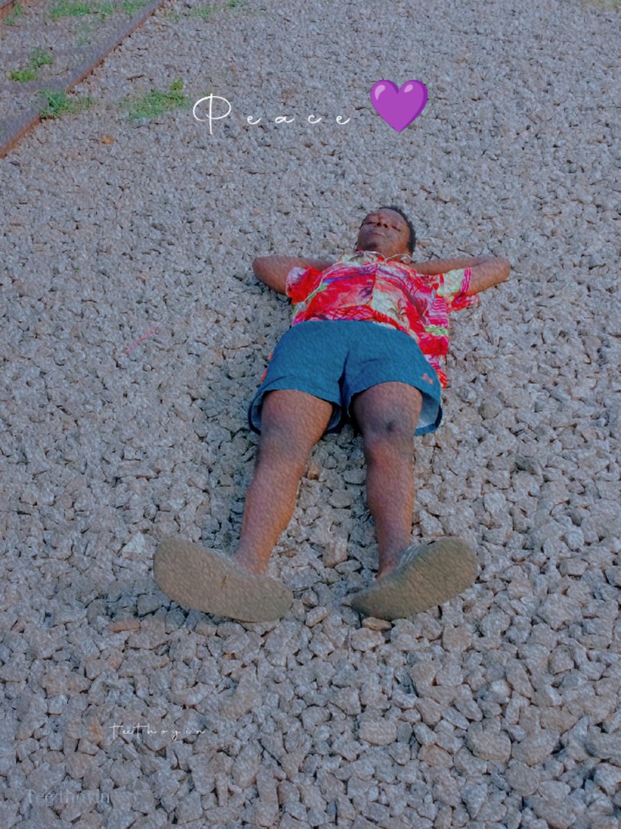 Abi make I do Aunty Shakira for una make una follow me😔🤦🏿