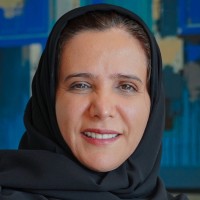 تكاد تصاب بالجنون وتفقد عقلك، عندما تكتشف أن المجرم ابستين لمس بيديه الخبيثتين كسوة الكعبة الشريفة التي يحلم ملايين المسلمين بتقبيلها ولمسها!

أيُ عار سيلاحق عزيزة الأحمدي في الدنيا والآخرة!