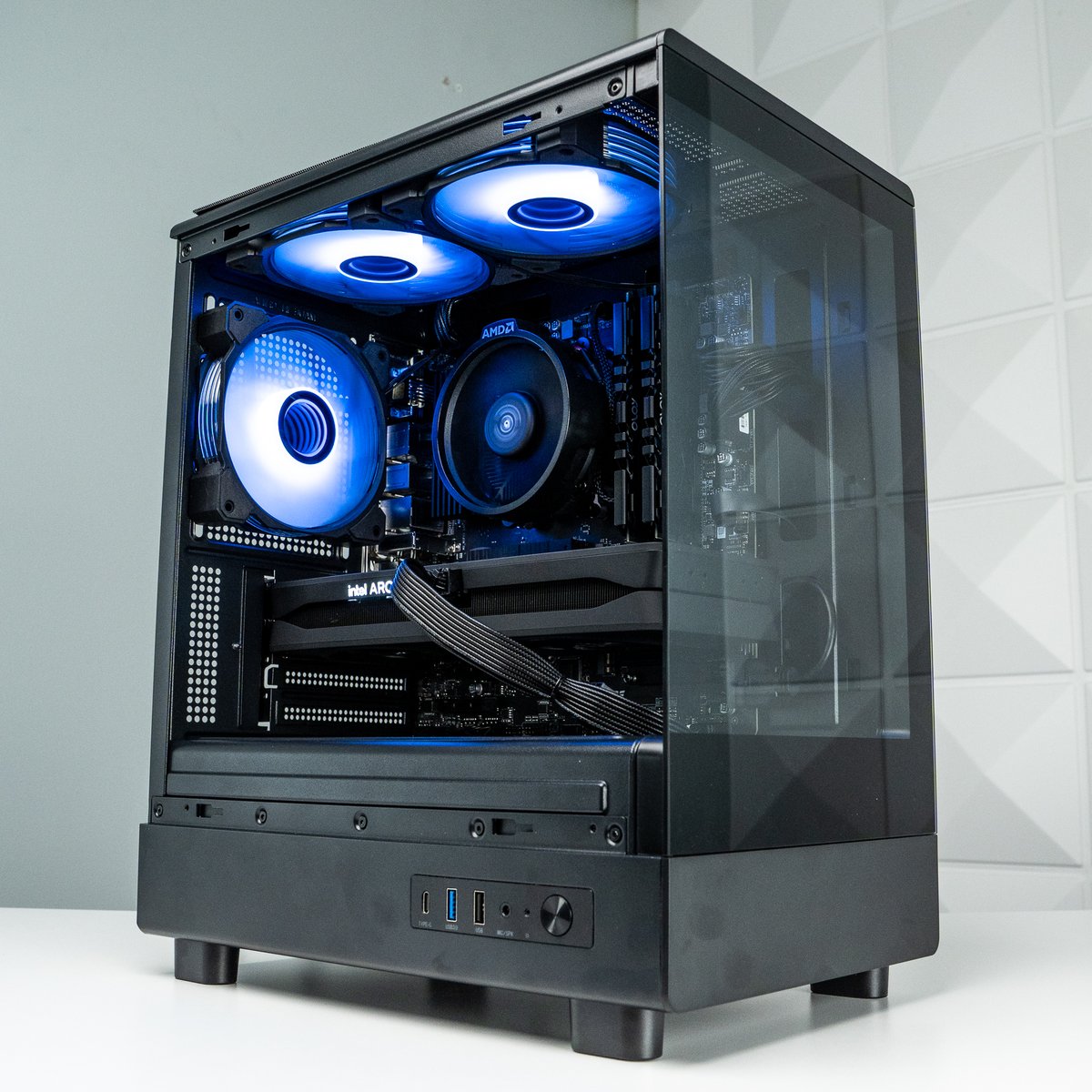 Zach's Tech Turf tweet media