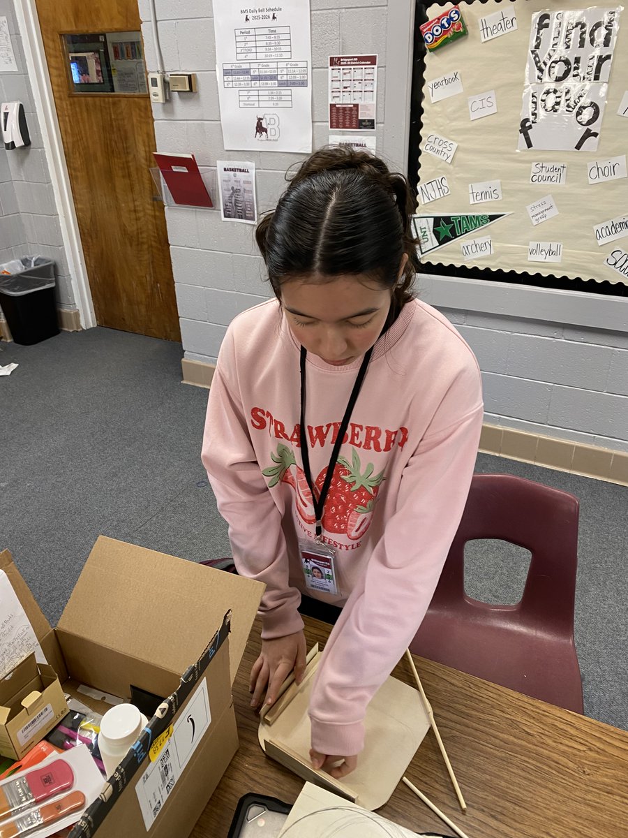 BISD_LINC's tweet photo. BMS LINC Elective students are busy completing their Rubber Band Invention Contest entries! The required paperwork and photos will be shipped to the University of Akron very soon! https://t.co/XT2rG7IhZM