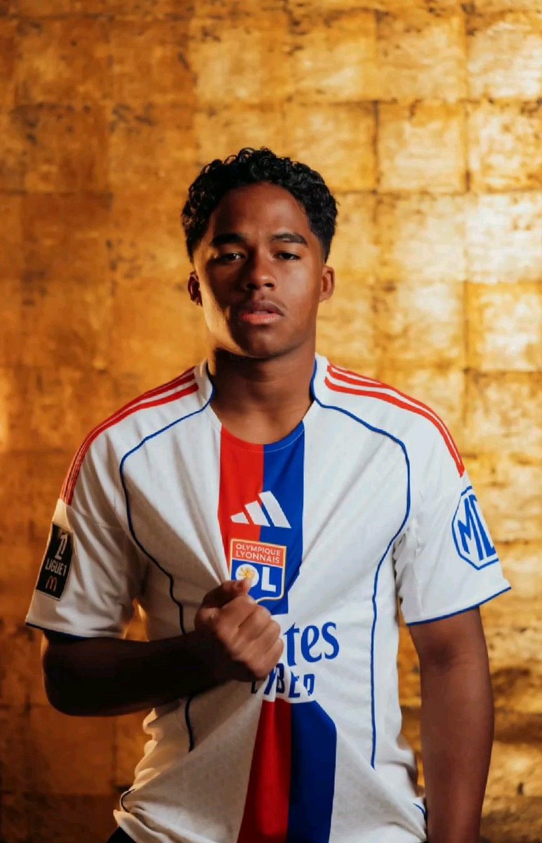 Vous cherchez les 500 abonnés certifiés ? 

COMMENTEZ SOUS CE TWEET ET FB TOUS CEUX QUI LIKE VOTRE COMMENTAIRE ! 

ON S’ENTRAIDE LES GARS ❤️