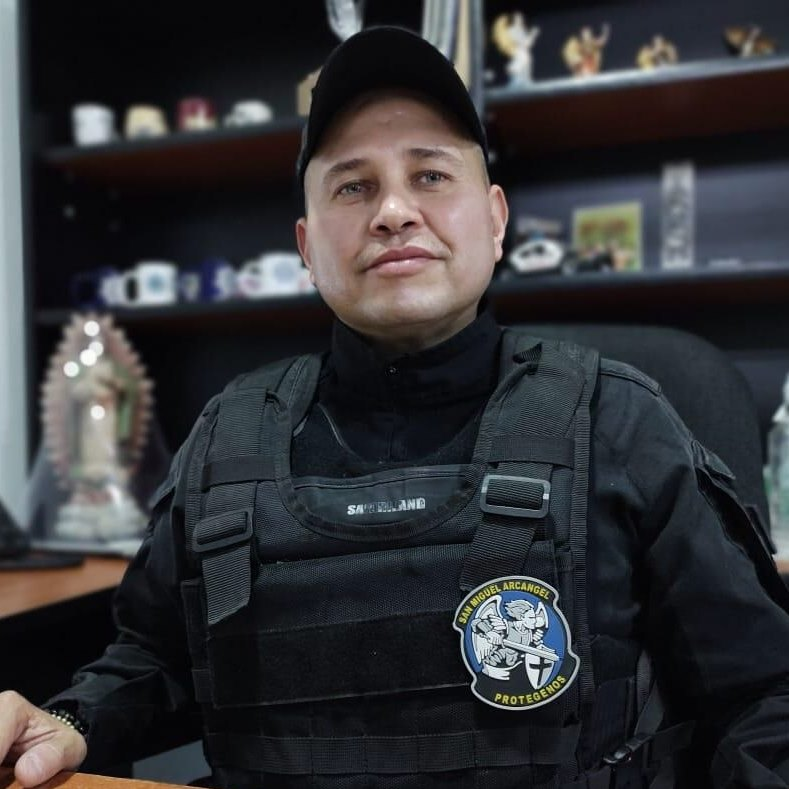 El comisario provisional de Tequila será Luis Pantoja, quien fuera comisario de Tlaquepaque con María Elena Limón, y quien fuera señalado de hacer fiestas privadas con elementos en horario laboral, uso de unidades oficiales para protección de eventos privados y civiles externos.