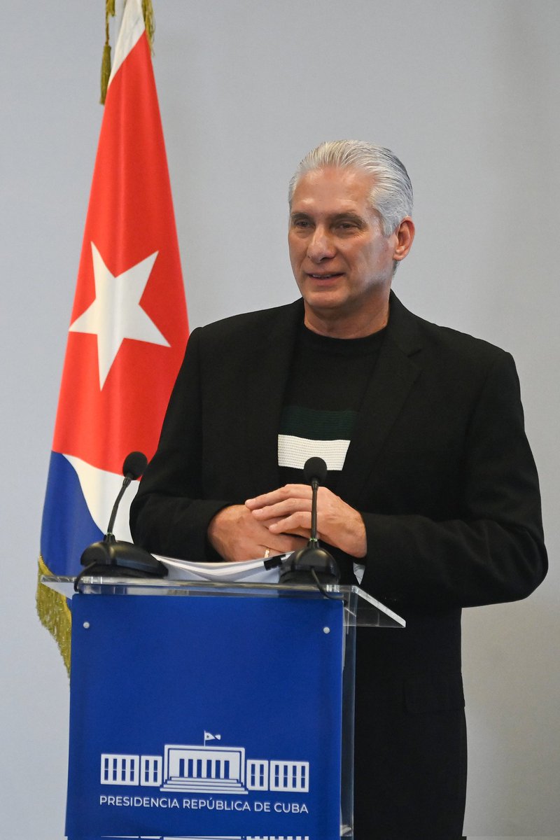 🇨🇺| Les compartimos la versión taquigráfica de la comparecencia del Presidente <a href="/DiazCanelB/">Miguel Díaz-Canel Bermúdez</a> ante medios nacionales y extranjeros, sobre la situación que vive #Cuba y la estrategia para sobreponerse al cerco criminal dictado por Estados Unidos.

📎| presidencia.gob.cu/es/presidencia…